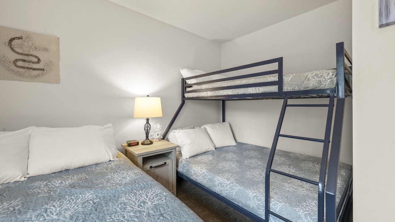 Photo of Others in Deep Hole