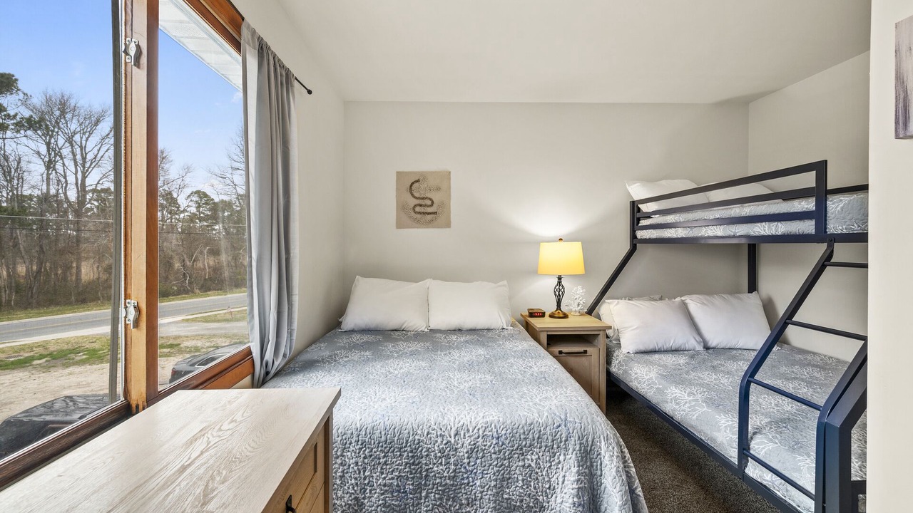 Photo of Others in Deep Hole