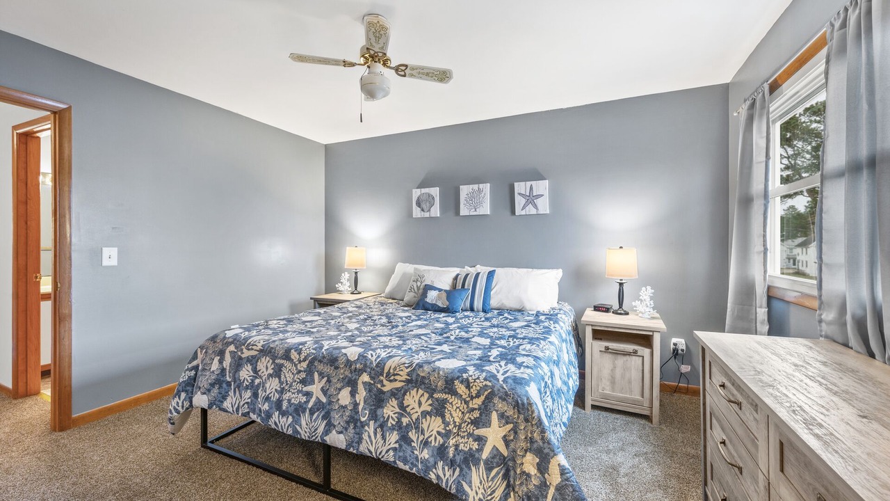 Photo of Others in Deep Hole