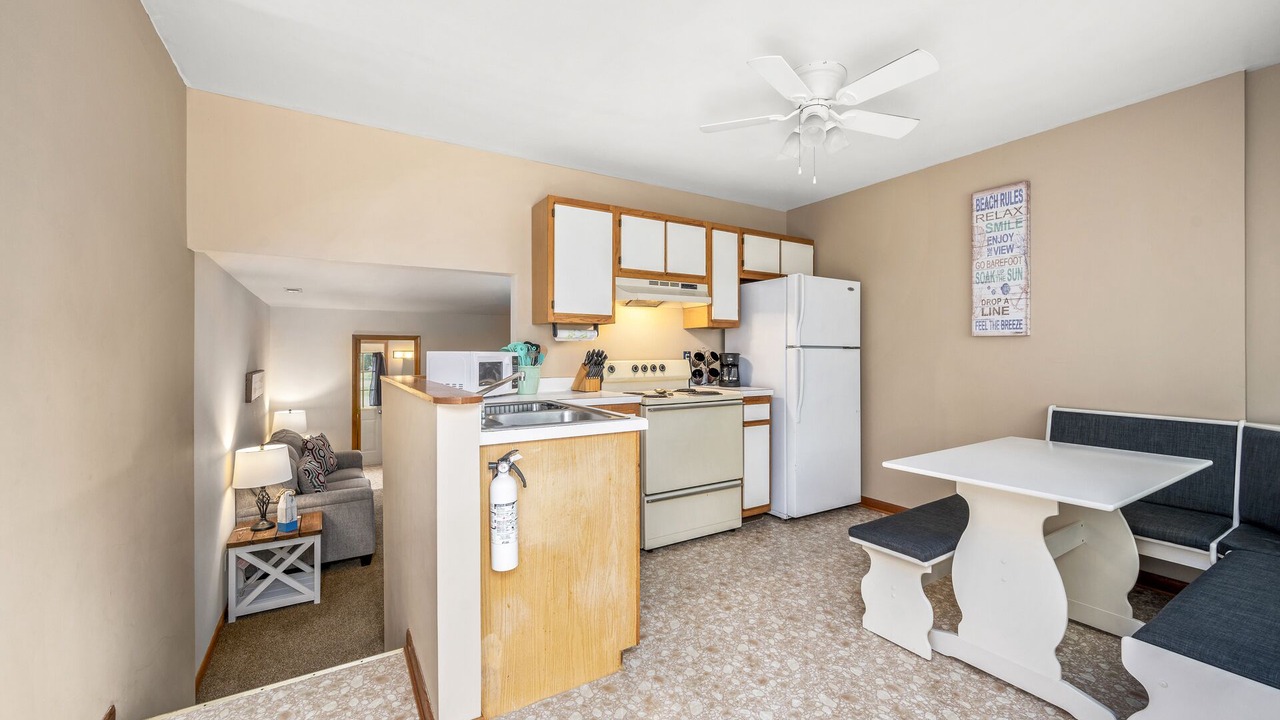 Photo of Others in Deep Hole