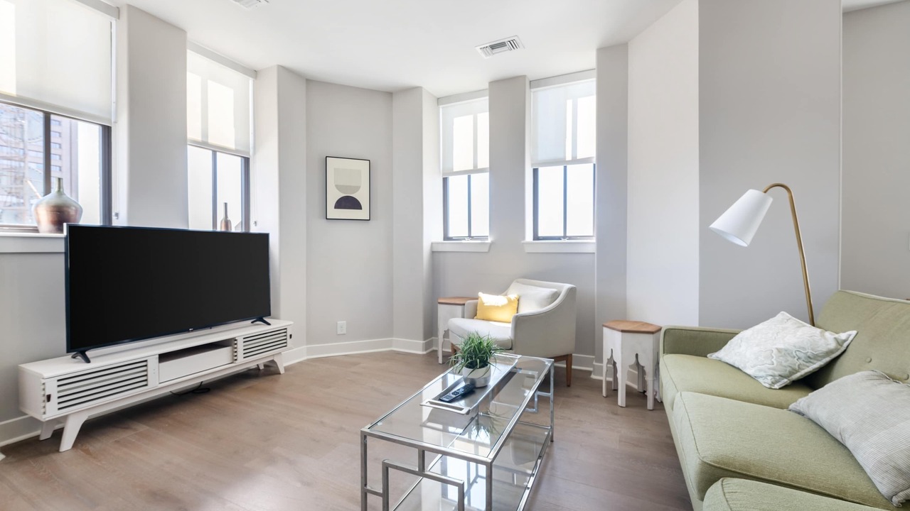 Photo of Livingroom in Downtown Baltimore