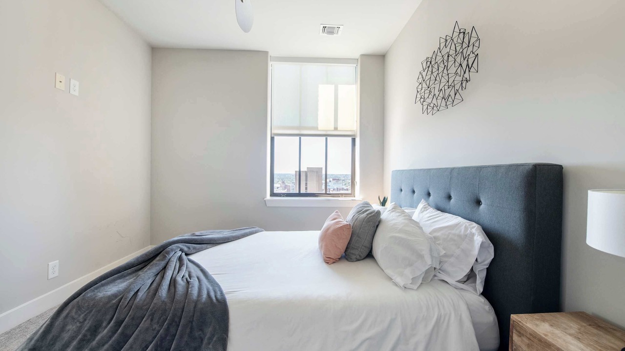 Photo of Bedroom in Downtown Baltimore