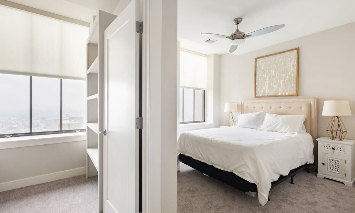 Photo of Bedroom in Downtown Baltimore