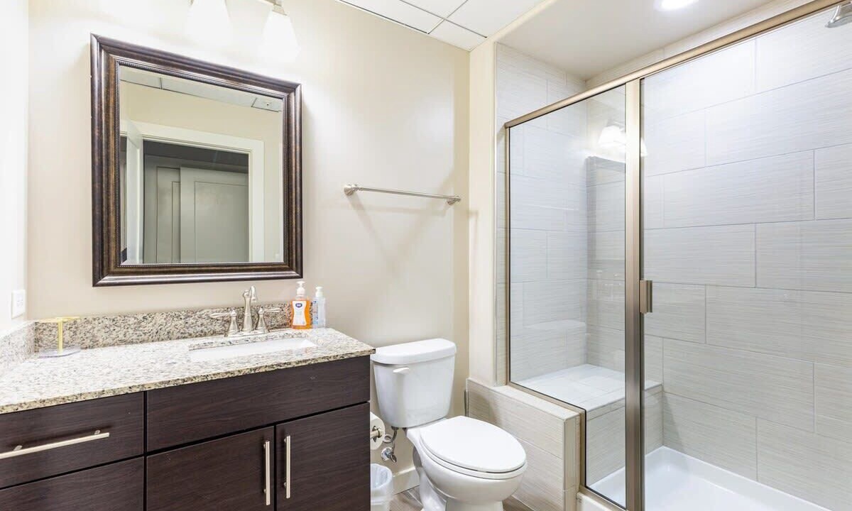 Photo of Bathroom in Downtown Baltimore