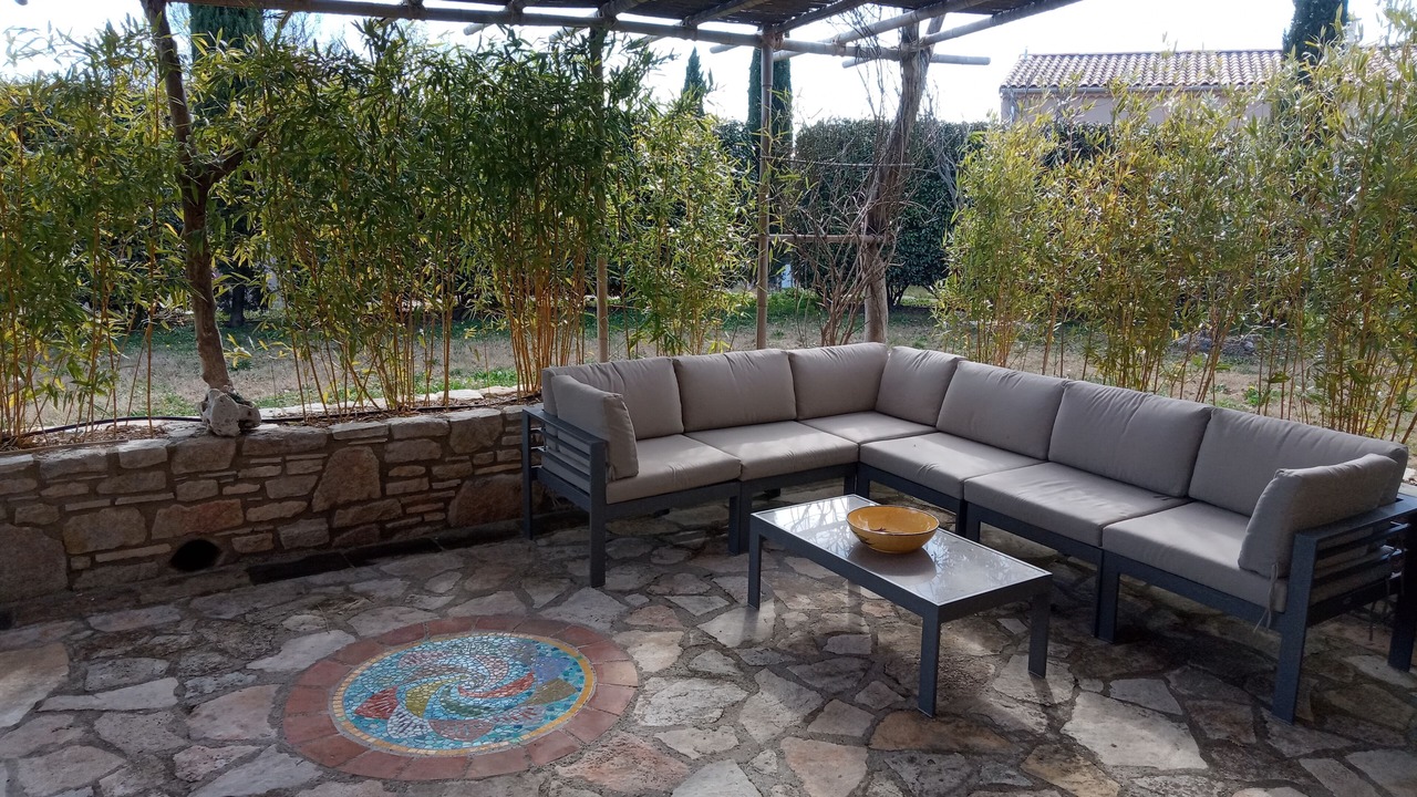 Photo of Patio Balcony in Issirac
