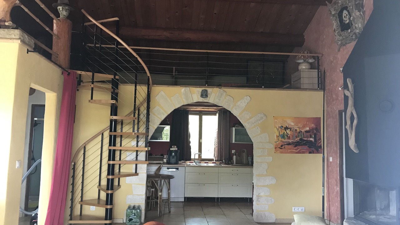 Photo of Livingroom in Issirac