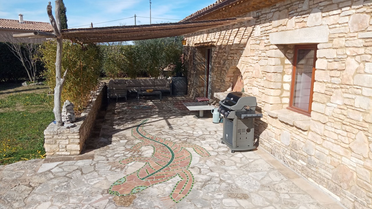 Photo of Patio Balcony in Issirac