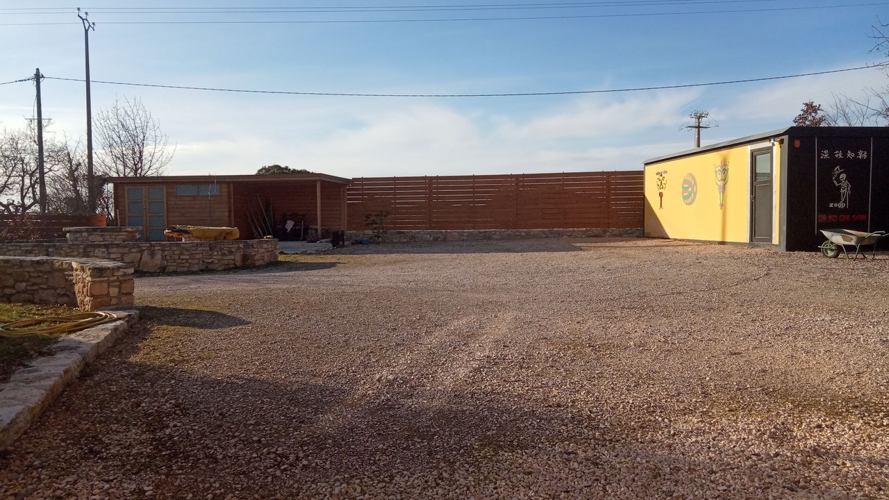 Photo of Outdoor in Issirac
