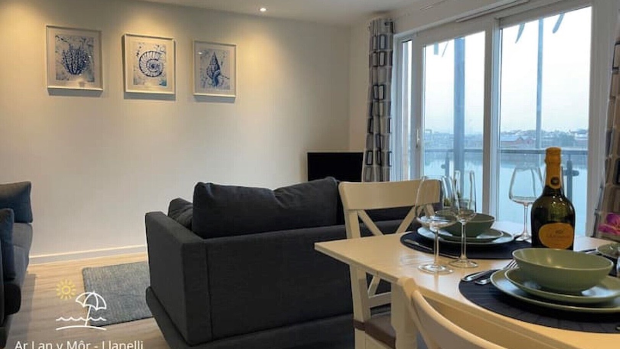 Photo of Others in Llanelli