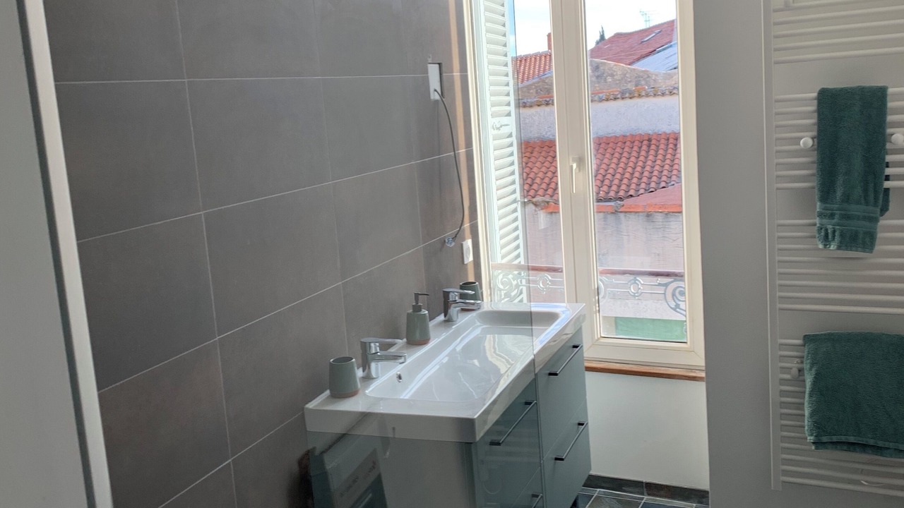 Photo of Bathroom in Marans