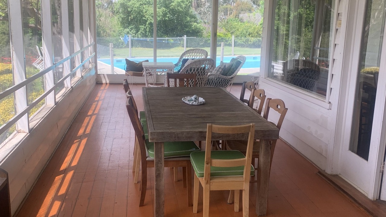 Photo of Others in Doreen