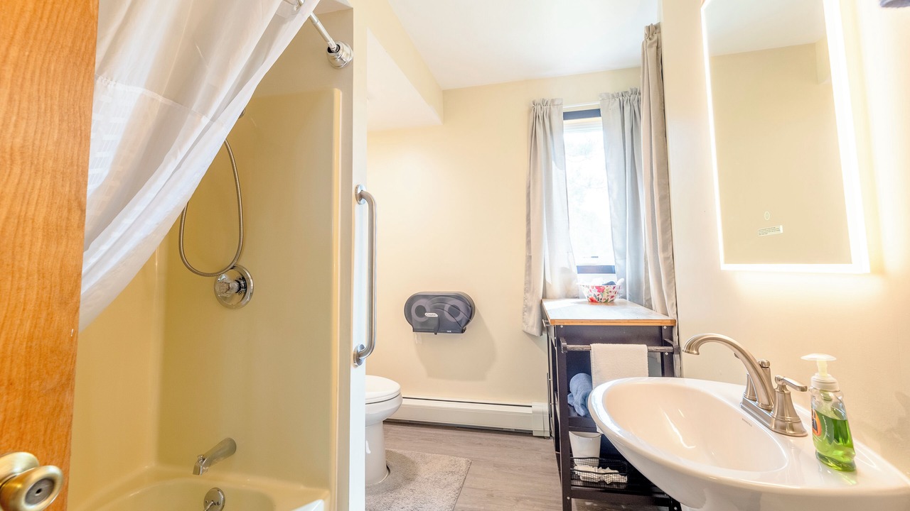 Photo of Bathroom in Silver City