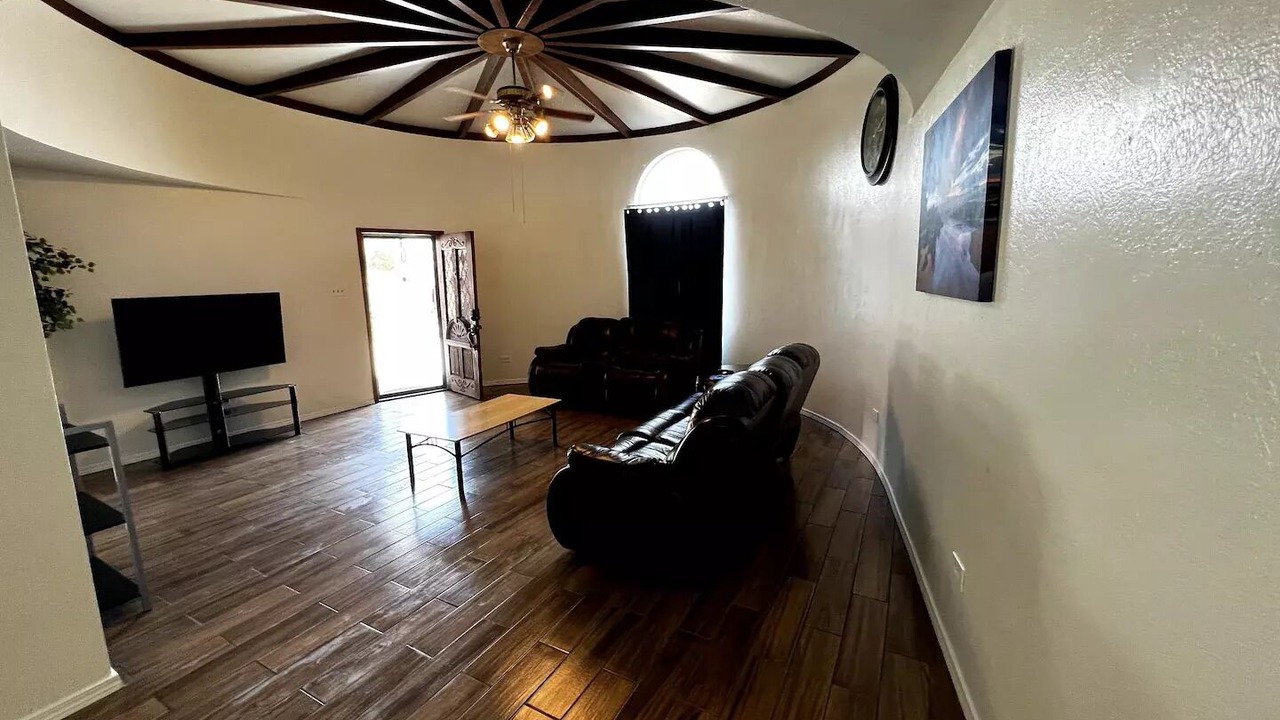 Photo of Livingroom in Odessa