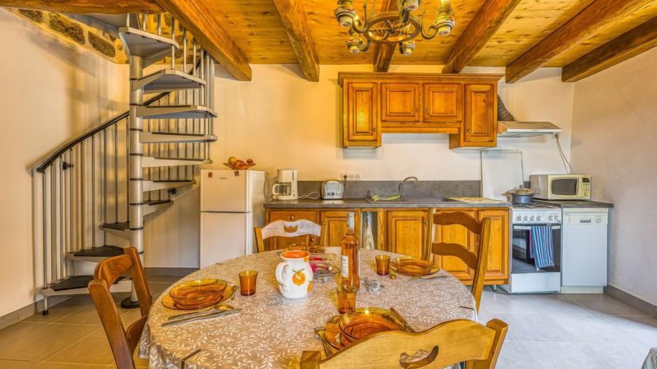 Photo of Livingroom in Sainte-Marguerite-Lafigere
