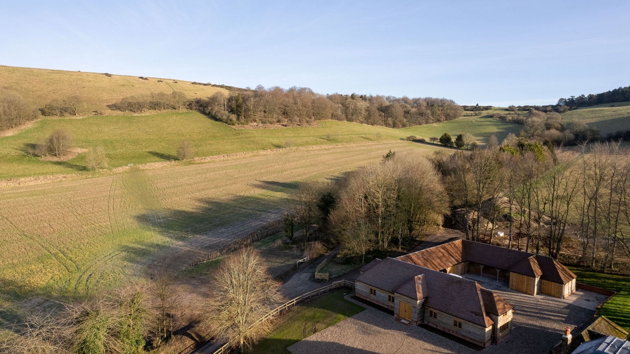 Photo of Others in Combe