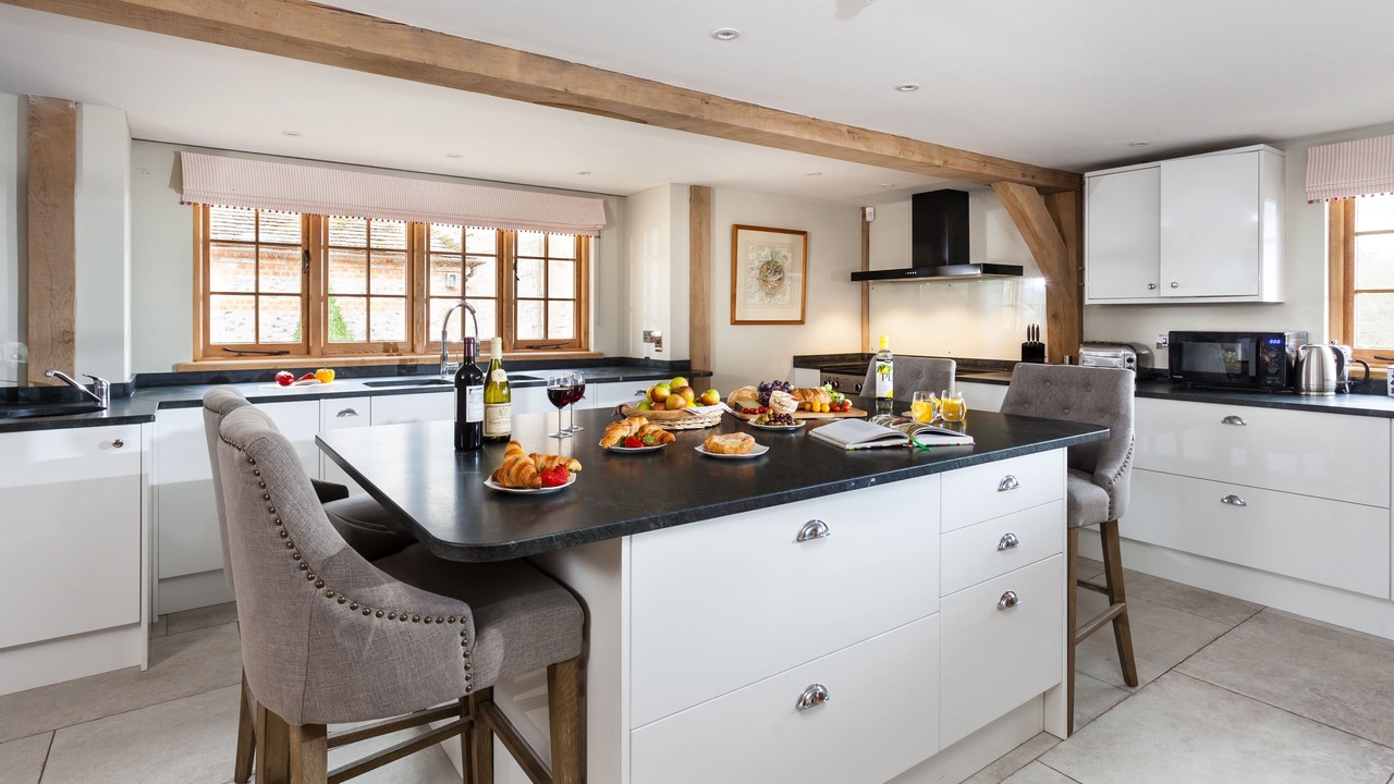 Photo of Others in Combe