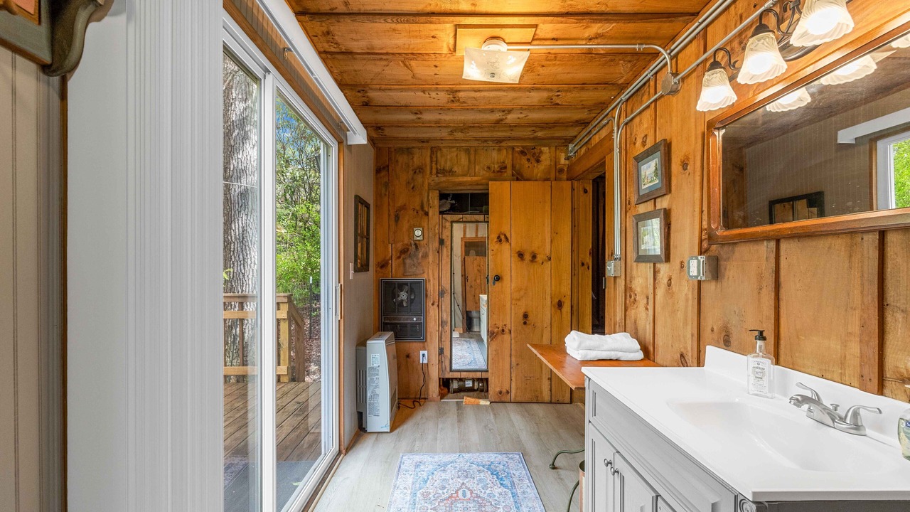 Photo of Bathroom in Linville Falls