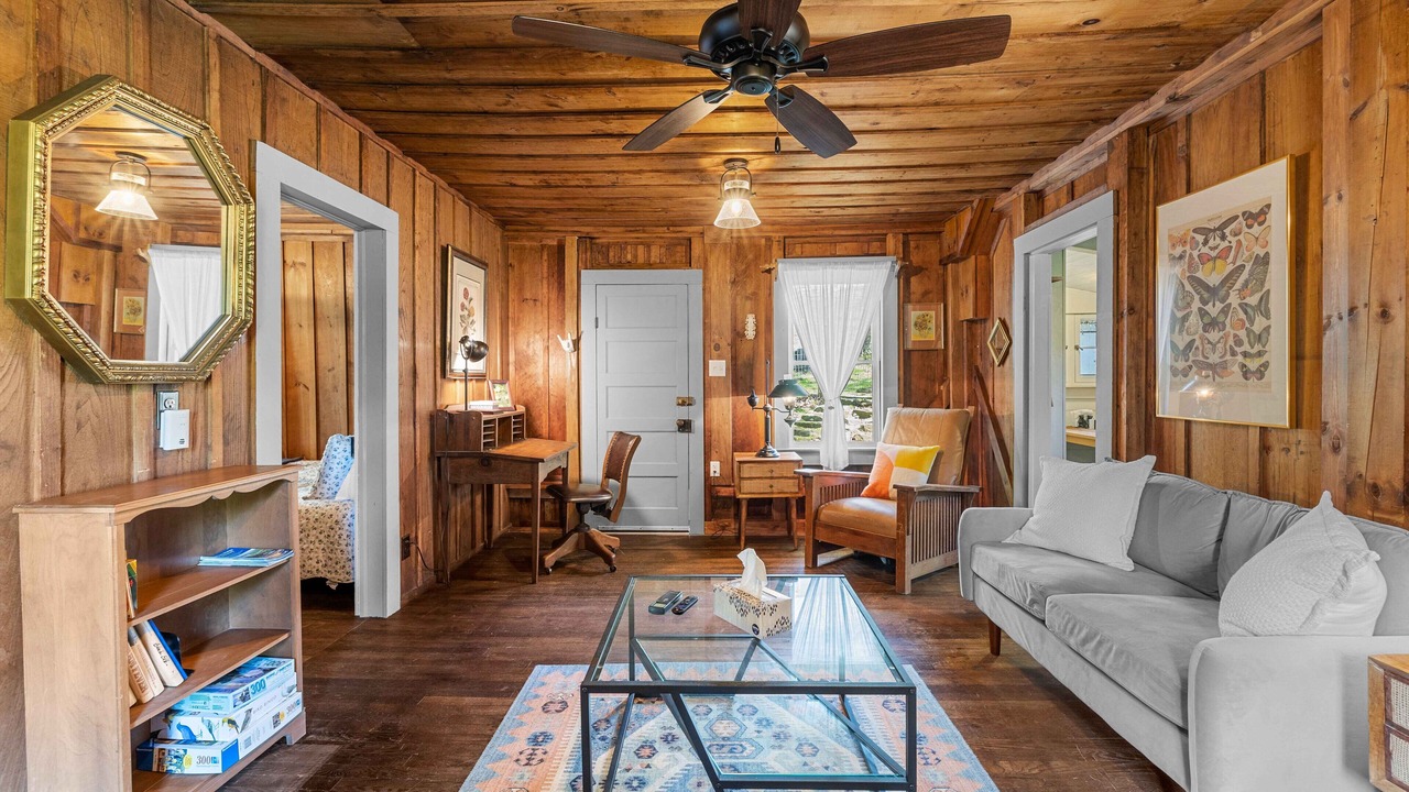 Photo of Bedroom in Linville Falls