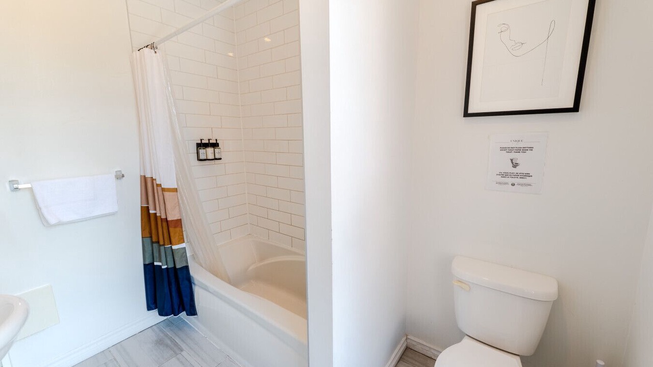 Photo of Bathroom in Milton Park
