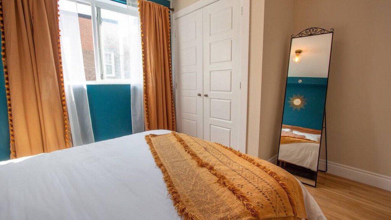 Photo of Bedroom in Plateau Mont Royal