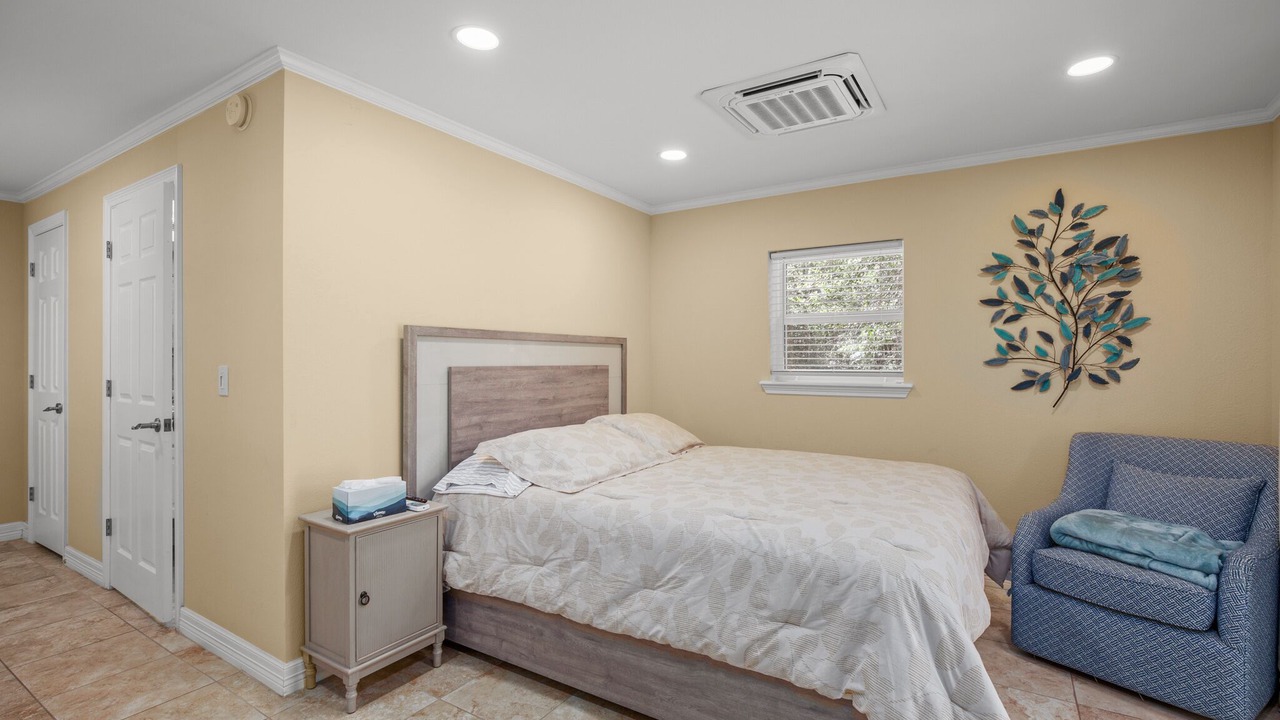 Photo of Bedroom in Volente