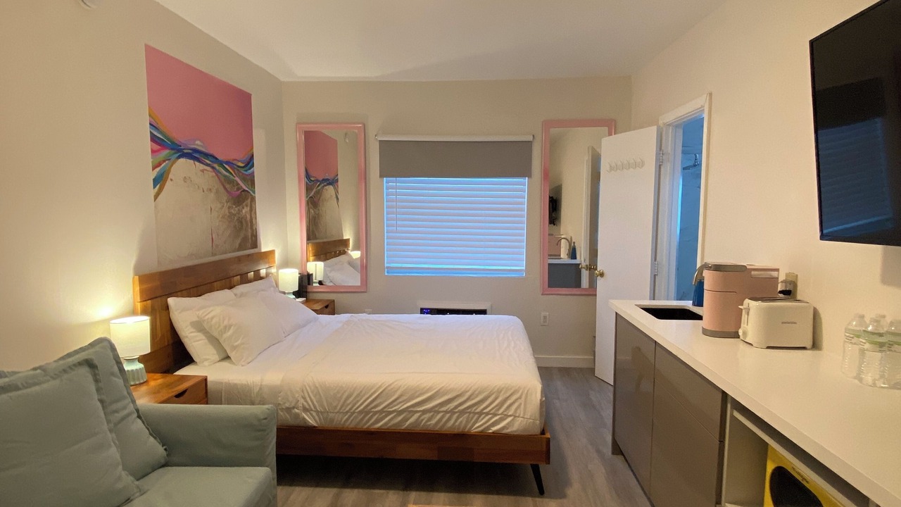 Photo of Bedroom in South of Fifth