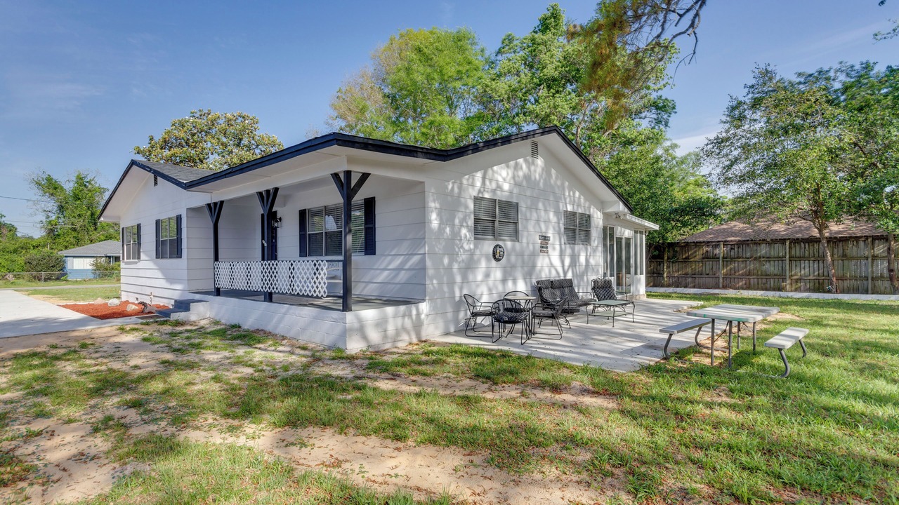 Photo of Outdoor in Wright