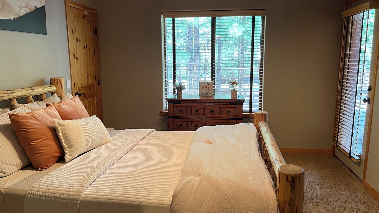 Photo of Bedroom in Pinetop-Lakeside
