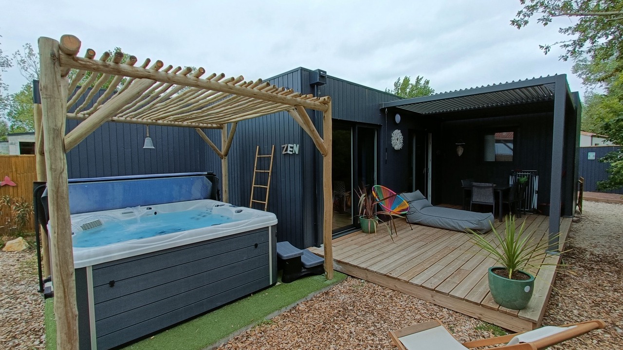 Photo of Patio Balcony in Saint-Jean-de-Monts