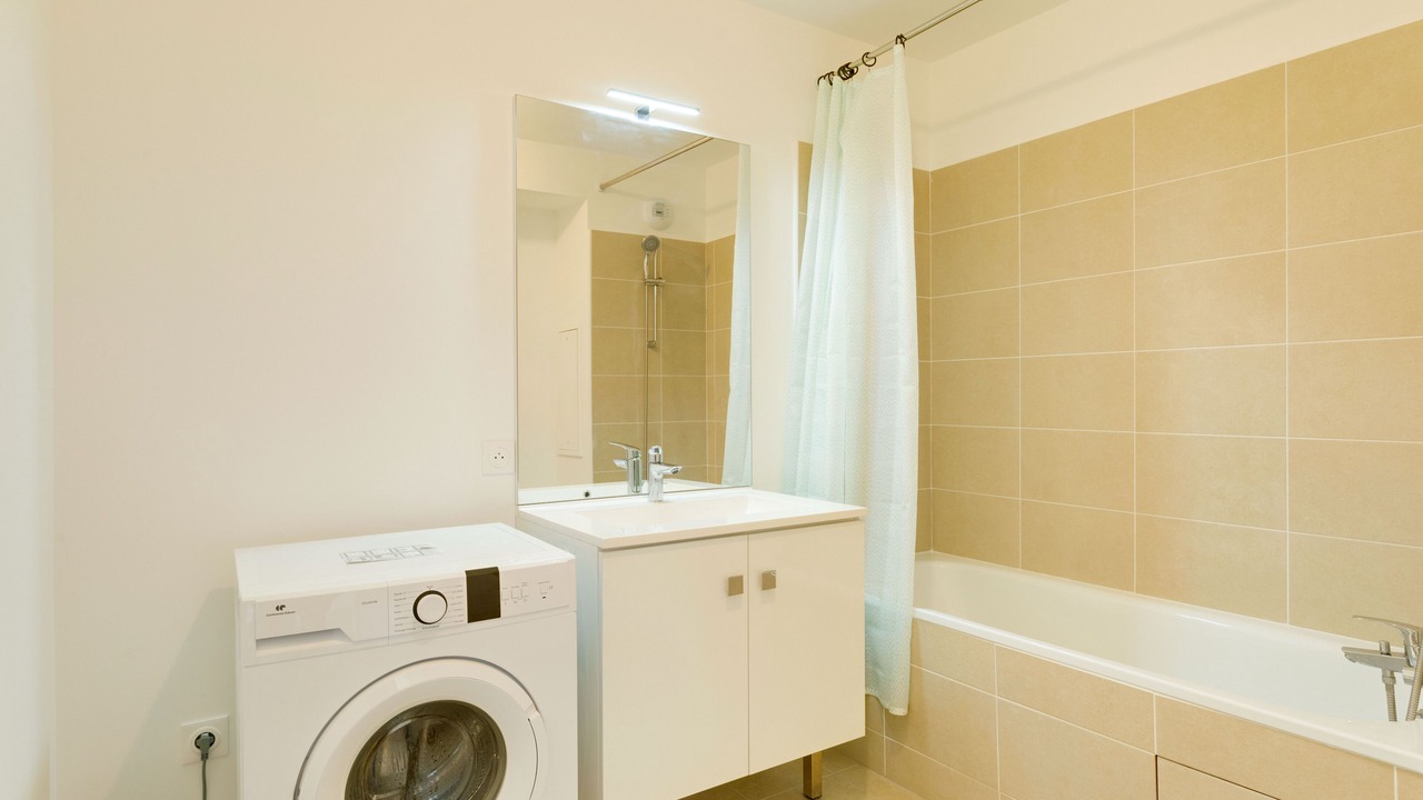 Photo of Bathroom in Champigny-sur-Marne