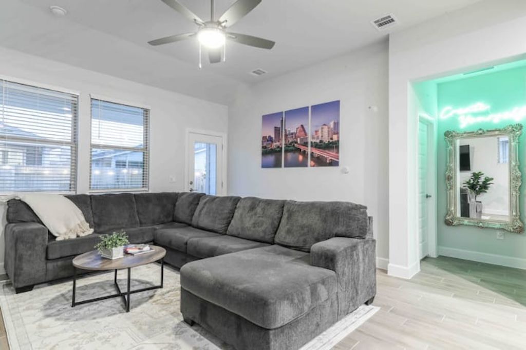 Photo of Livingroom in Austin