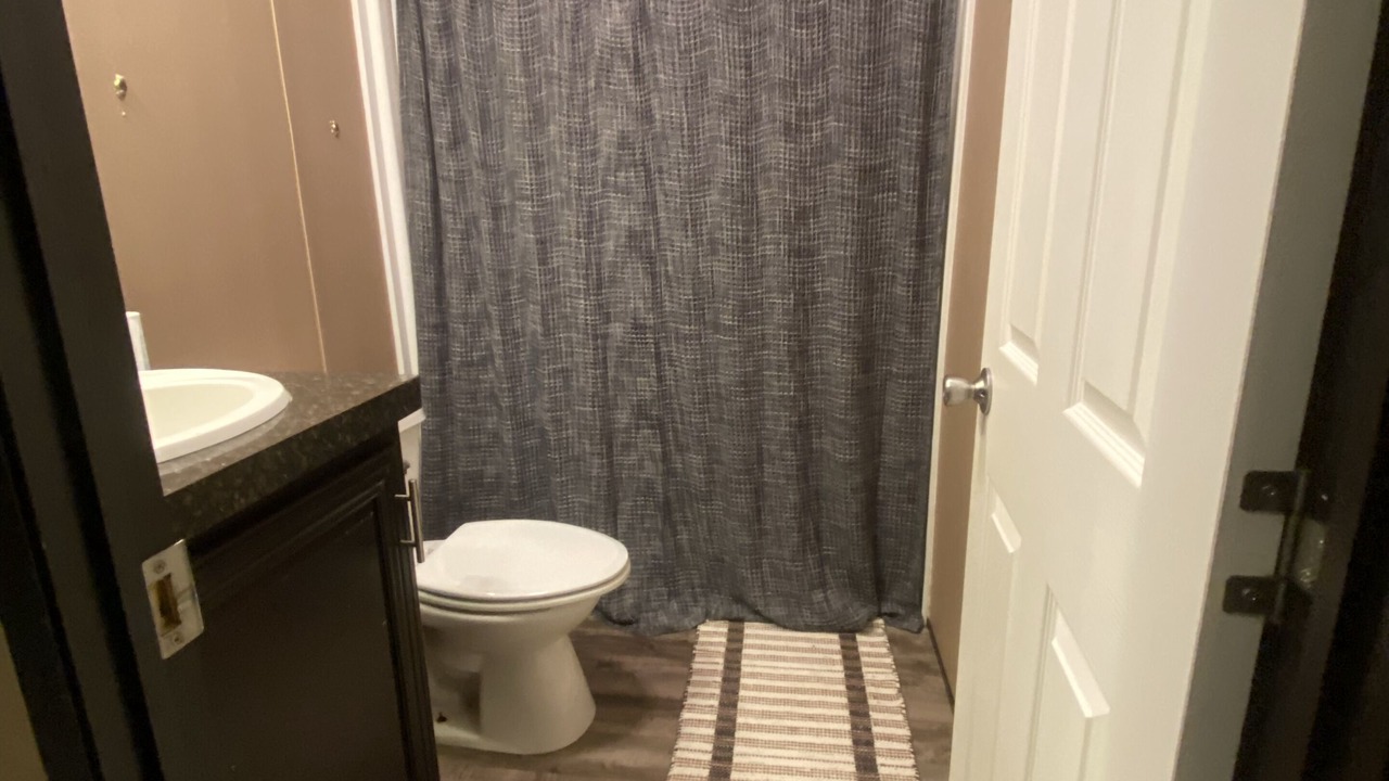 Photo of Bathroom in Lena