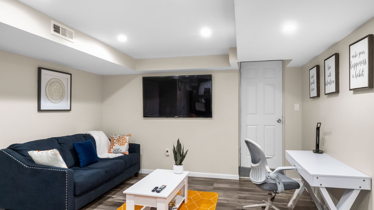 Photo of Livingroom in Silver Spring