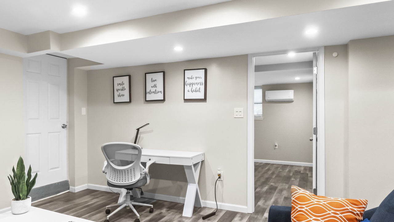 Photo of Others in Silver Spring