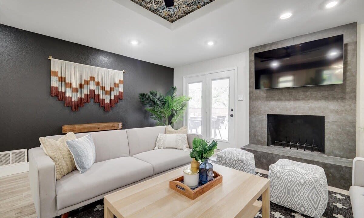 Photo of Livingroom in DeSoto