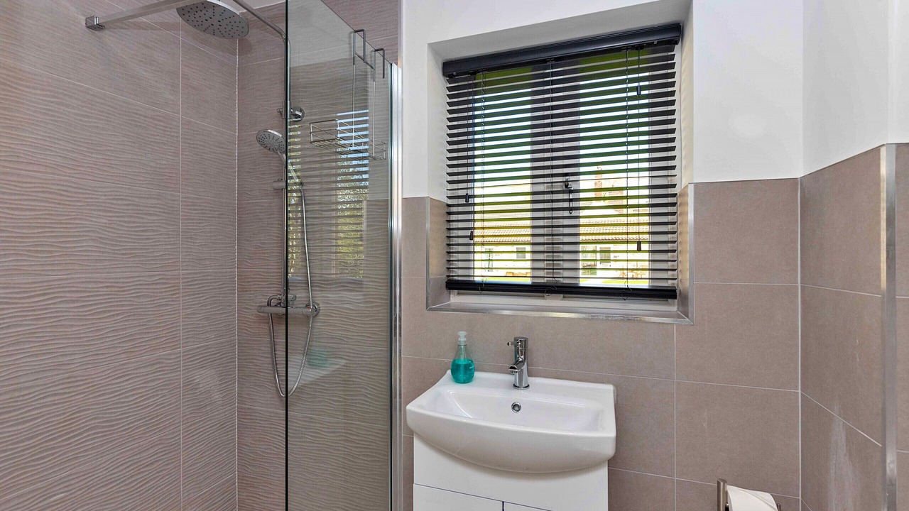 Photo of Bathroom in Thurlby