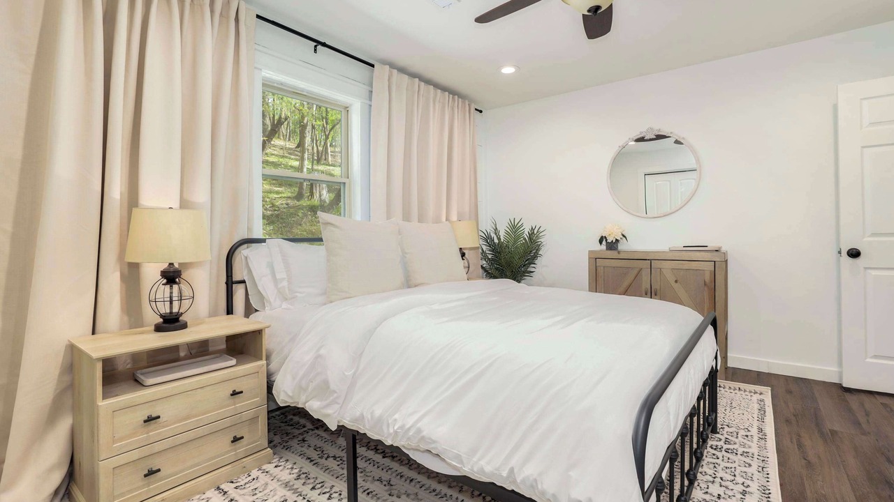 Photo of Bedroom in Springdale
