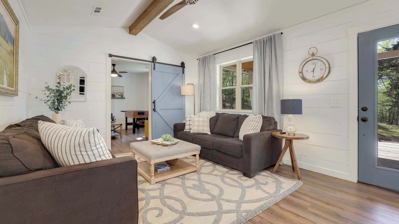 Photo of Livingroom in Springdale
