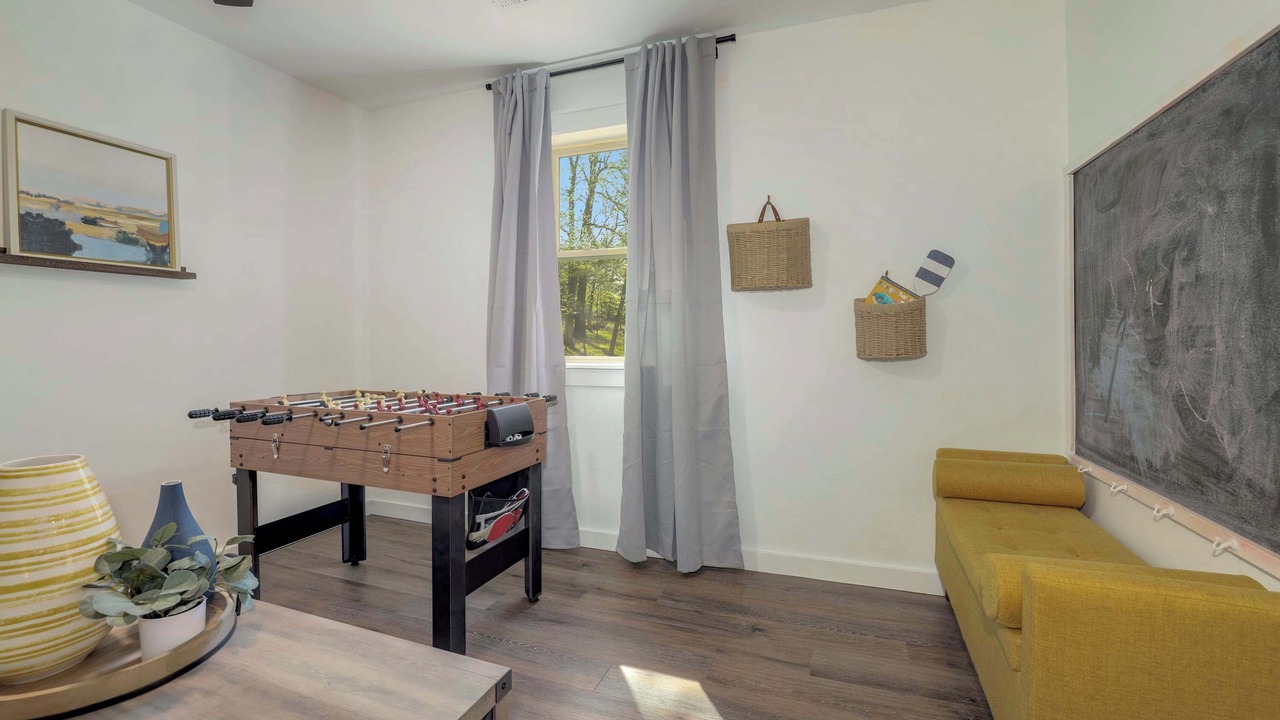 Photo of Bedroom in Springdale