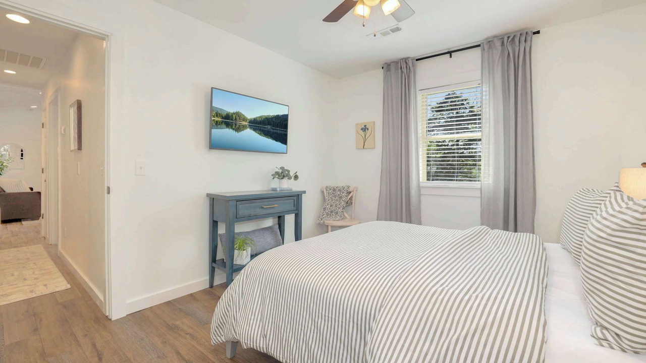 Photo of Bedroom in Springdale