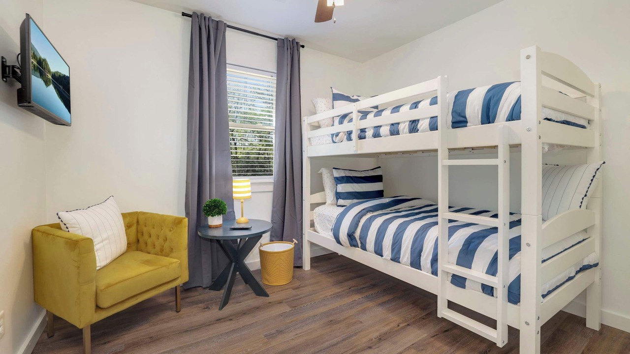 Photo of Bedroom in Springdale