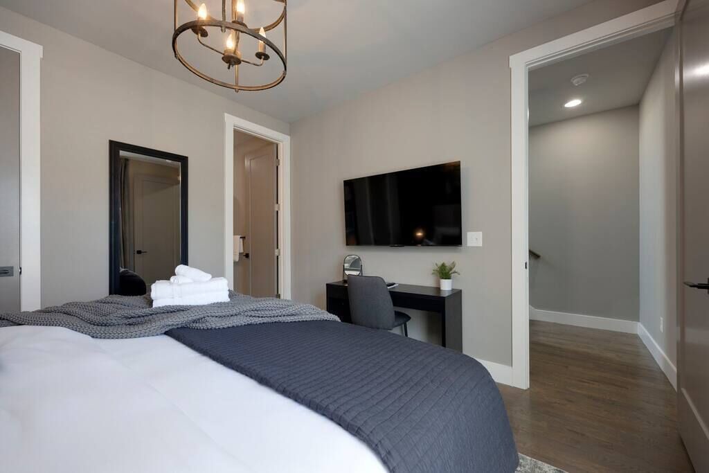 Photo of Bedroom in Lakewood
