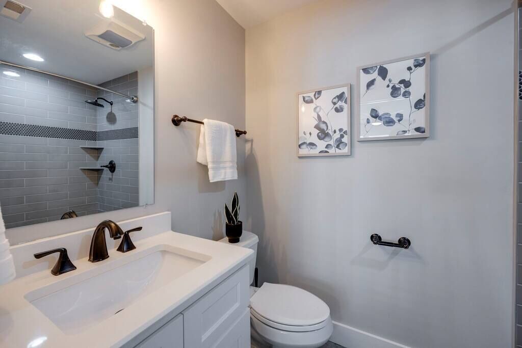 Photo of Bathroom in Lakewood