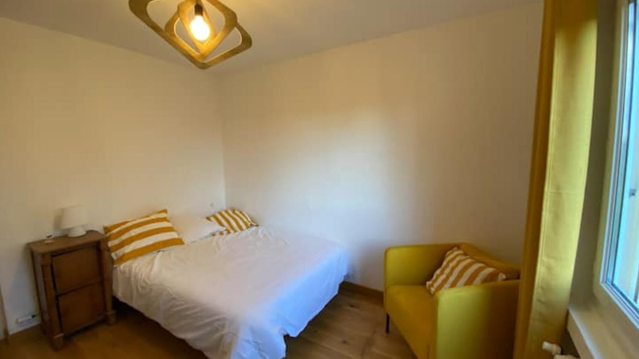 Photo of Bedroom in Saint-Just-Chaleyssin