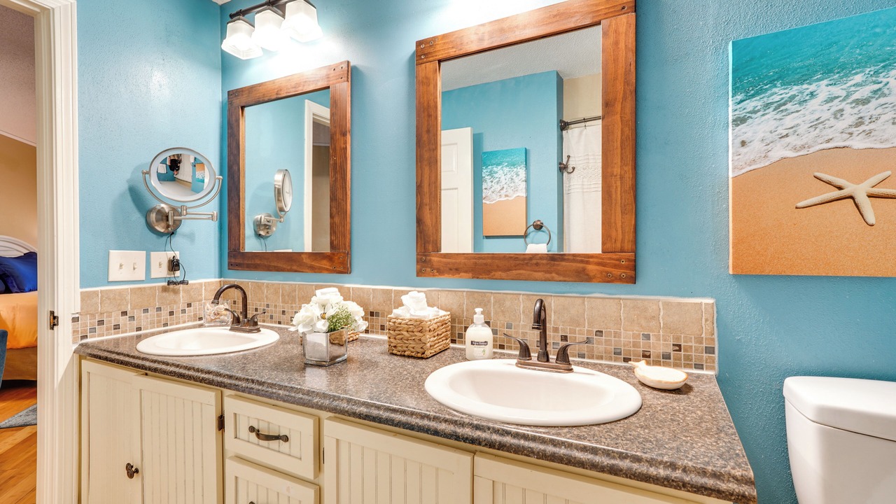 Photo of Bathroom in Gulf Lagoon Beach