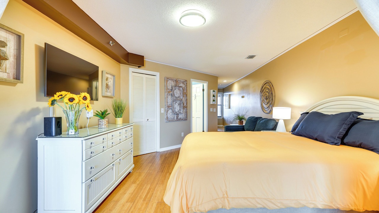 Photo of Bedroom in Gulf Lagoon Beach