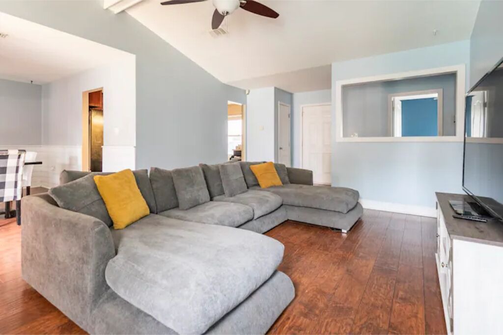 Photo of Bedroom in Crestview