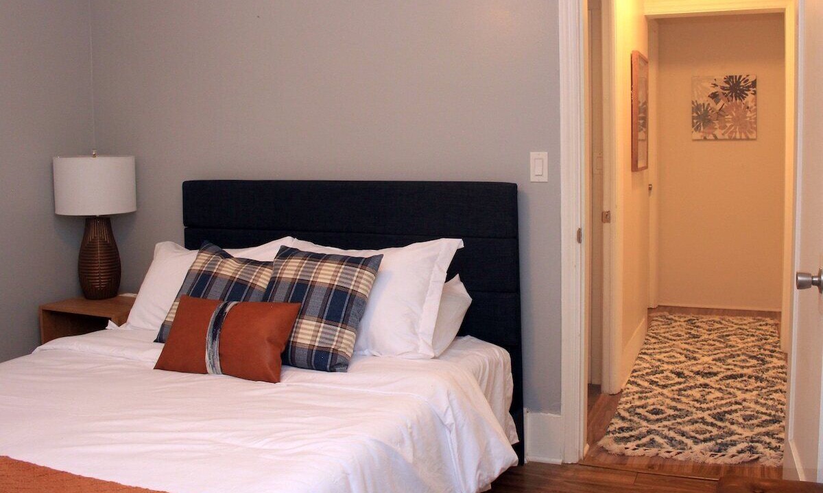 Photo of Bedroom in Whitehall