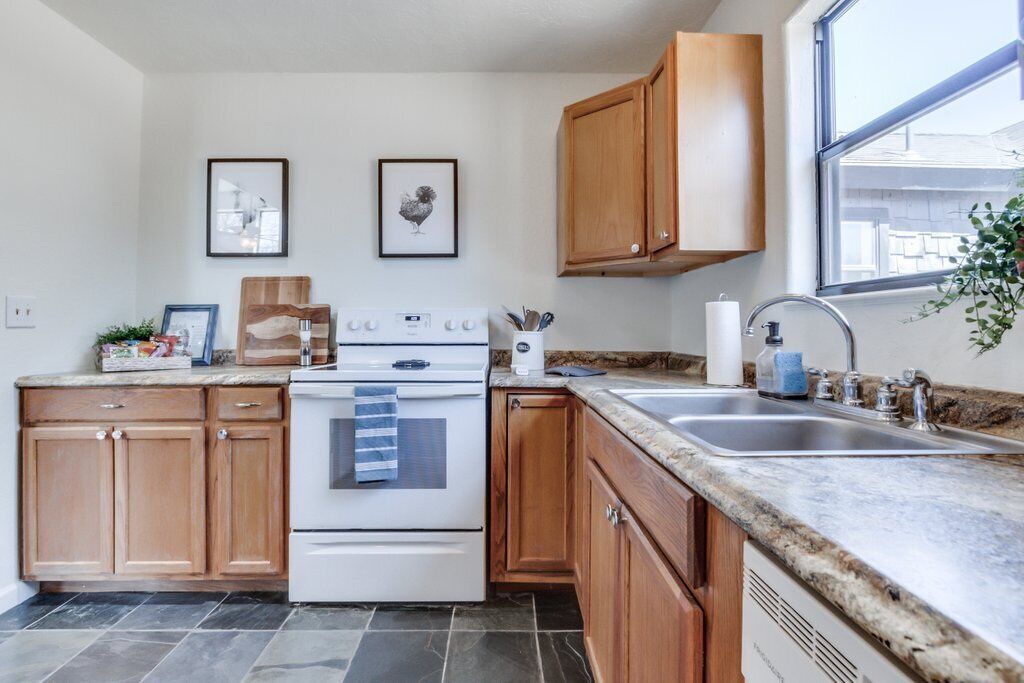 Photo of Kitchen in Lincoln County