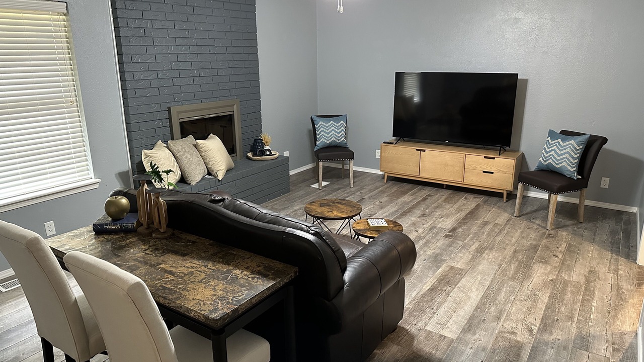 Photo of Livingroom in Enid